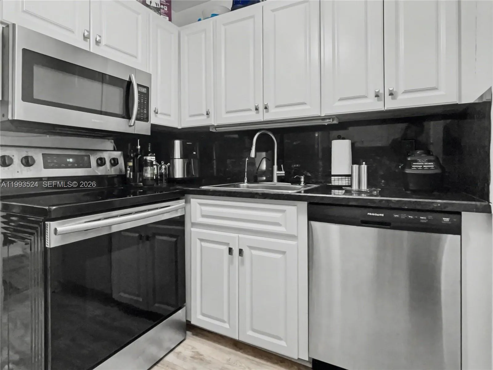 2270 Ne 68th St 1901, Fort Lauderdale, Florida 333, Fort Lauderdale, Florida 33308, 2 Bedrooms Bedrooms, ,1 BathroomBathrooms,Residential Lease,For Rent,2270 Ne 68th St 1901, Fort Lauderdale, Florida 333,A11993524