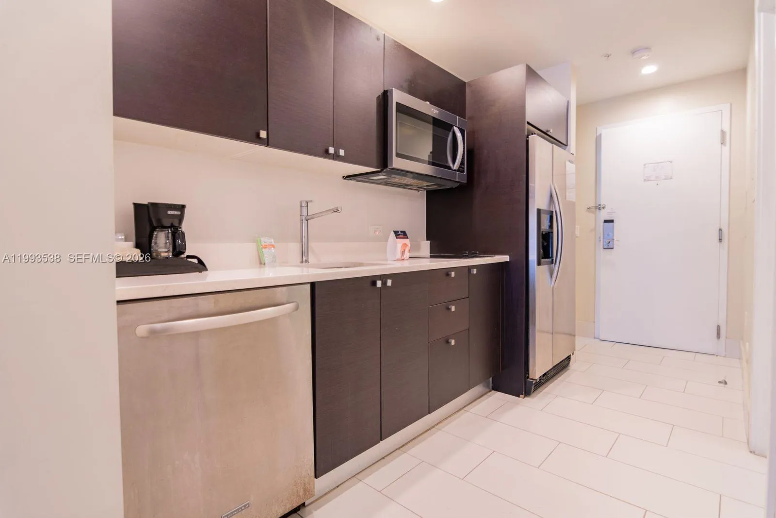 5300 Nw 87th Ave 1407, Doral, Florida 33178, Doral, Florida 33178, 1 Bedroom Bedrooms, ,1 BathroomBathrooms,Residential,For Sale,5300 Nw 87th Ave 1407, Doral, Florida 33178,A11993538