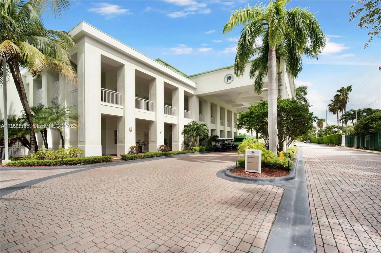 5300 Nw 87th Ave 1407, Doral, Florida 33178, Doral, Florida 33178, 1 Bedroom Bedrooms, ,1 BathroomBathrooms,Residential,For Sale,5300 Nw 87th Ave 1407, Doral, Florida 33178,A11993538