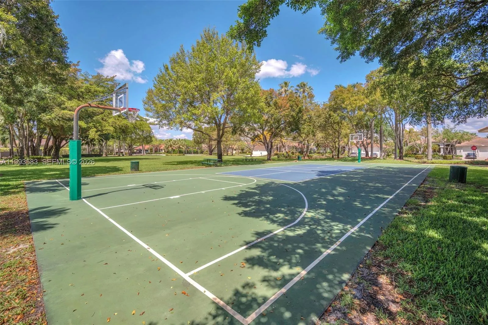 290 Landings Blvd, Weston, Florida 33327, Weston, Florida 33327, 4 Bedrooms Bedrooms, ,3 BathroomsBathrooms,Residential,For Sale,290 Landings Blvd, Weston, Florida 33327,A11993583