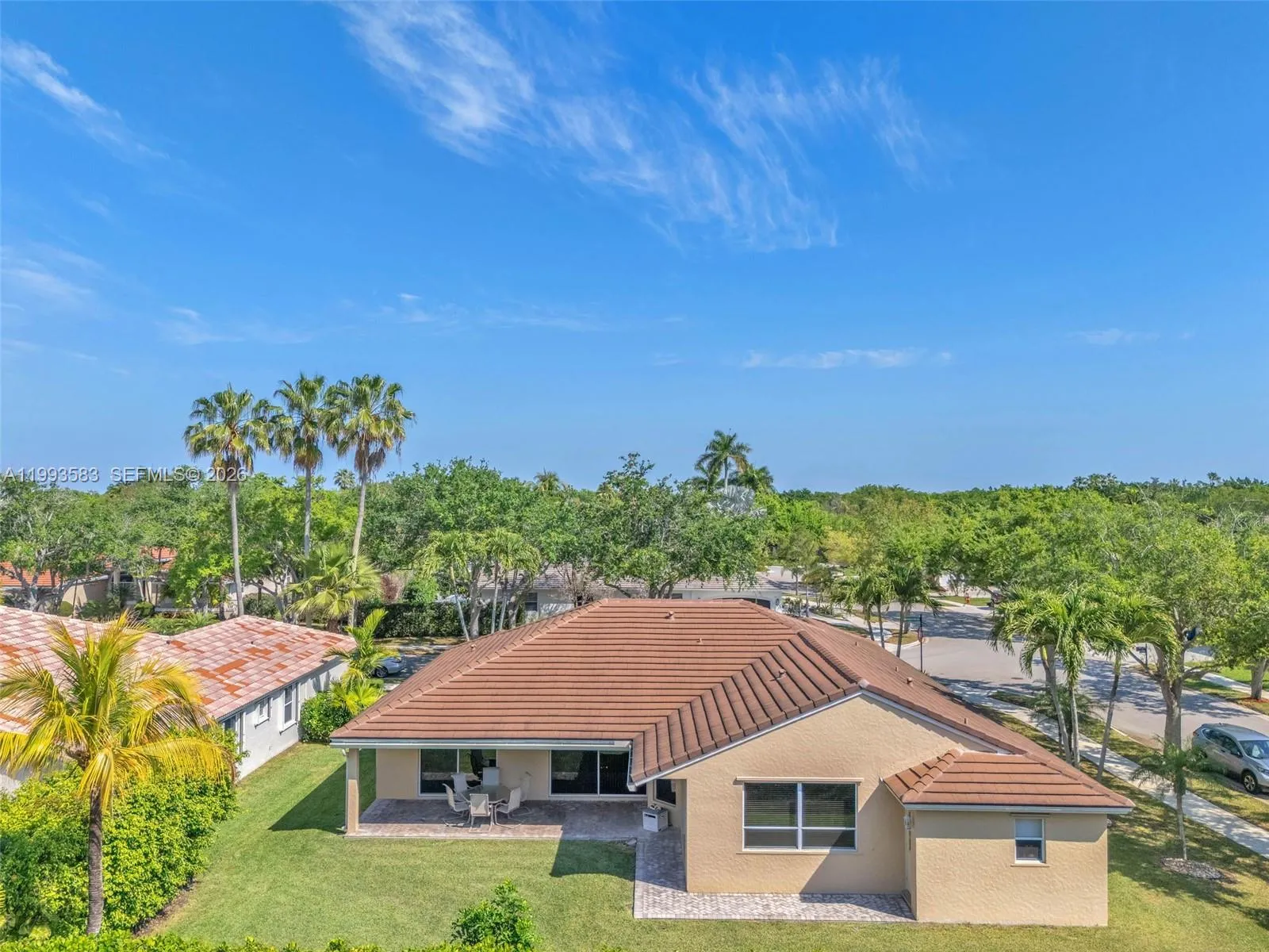 290 Landings Blvd, Weston, Florida 33327, Weston, Florida 33327, 4 Bedrooms Bedrooms, ,3 BathroomsBathrooms,Residential,For Sale,290 Landings Blvd, Weston, Florida 33327,A11993583
