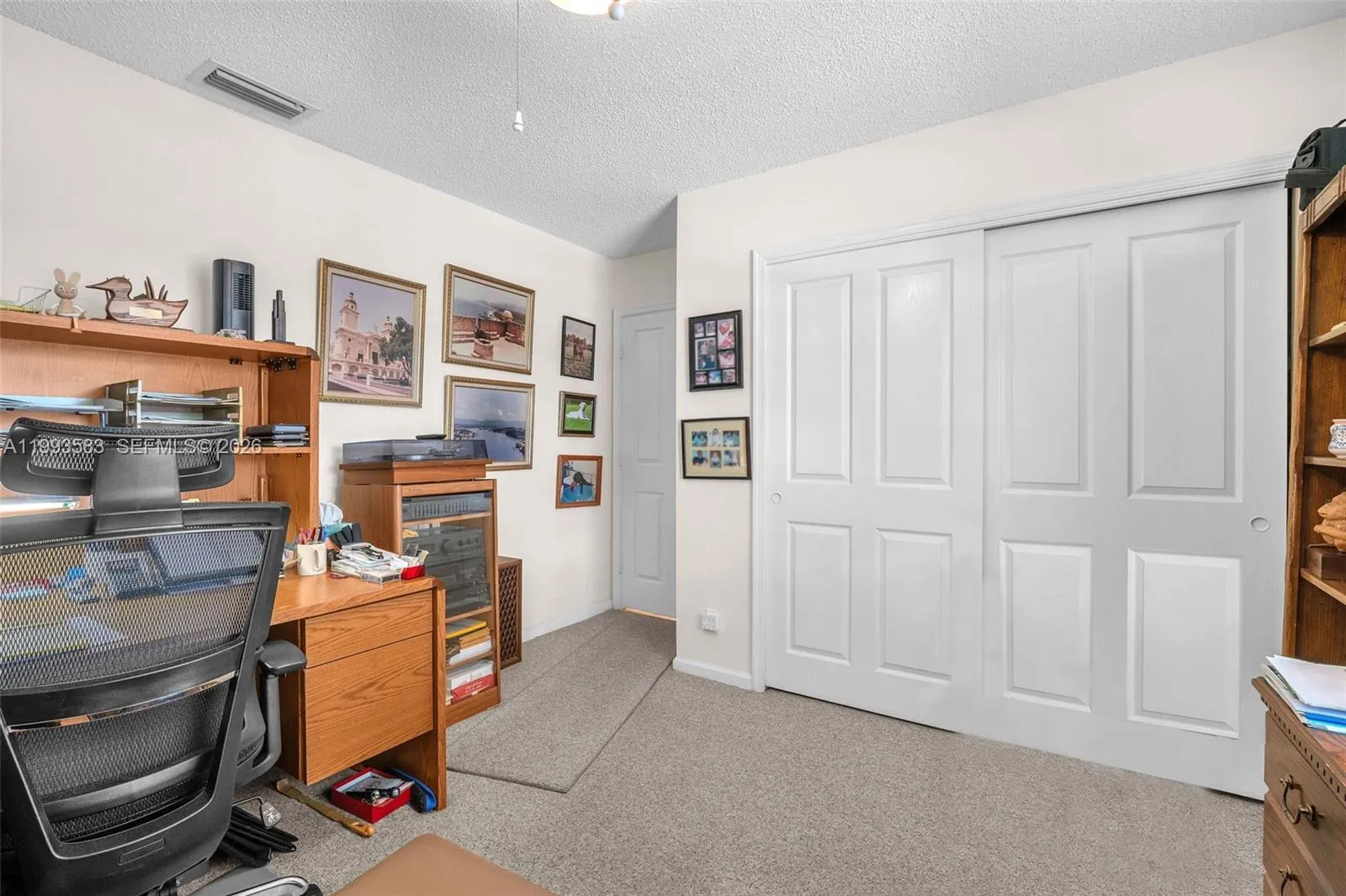 290 Landings Blvd, Weston, Florida 33327, Weston, Florida 33327, 4 Bedrooms Bedrooms, ,3 BathroomsBathrooms,Residential,For Sale,290 Landings Blvd, Weston, Florida 33327,A11993583