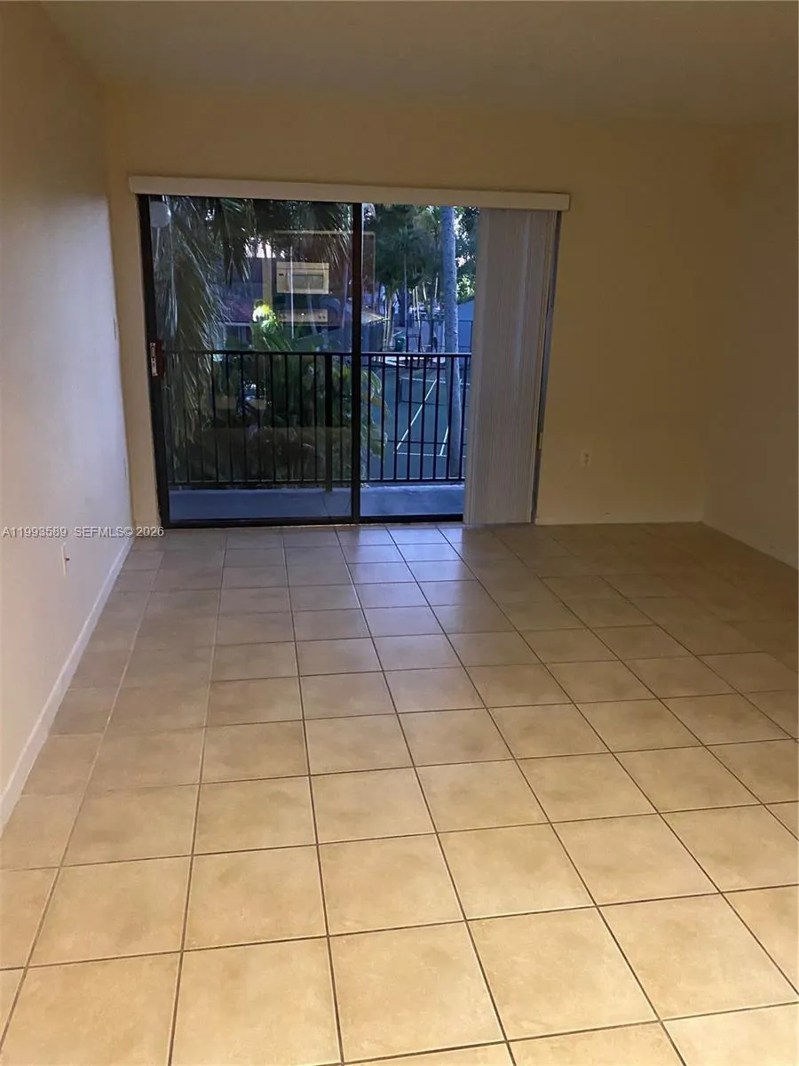 7070 Nw 179th St 206, Hialeah, Florida 33015, Hialeah, Florida 33015, 1 Bedroom Bedrooms, ,1 BathroomBathrooms,Residential Lease,For Rent,7070 Nw 179th St 206, Hialeah, Florida 33015,A11993589