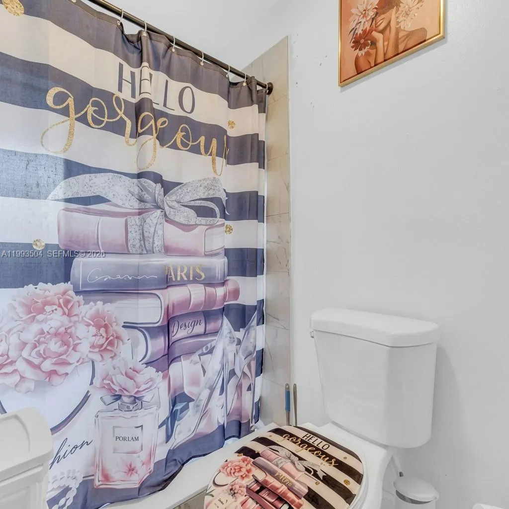 5701 Nw 54th Way, Tamarac, Florida 33319, Tamarac, Florida 33319, 4 Bedrooms Bedrooms, ,2 BathroomsBathrooms,Residential,For Sale,5701 Nw 54th Way, Tamarac, Florida 33319,A11993504