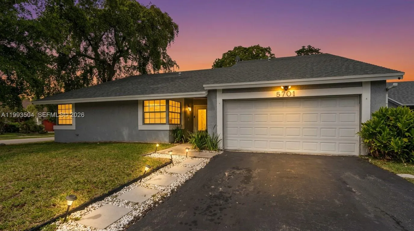 5701 Nw 54th Way, Tamarac, Florida 33319, Tamarac, Florida 33319, 4 Bedrooms Bedrooms, ,2 BathroomsBathrooms,Residential,For Sale,5701 Nw 54th Way, Tamarac, Florida 33319,A11993504