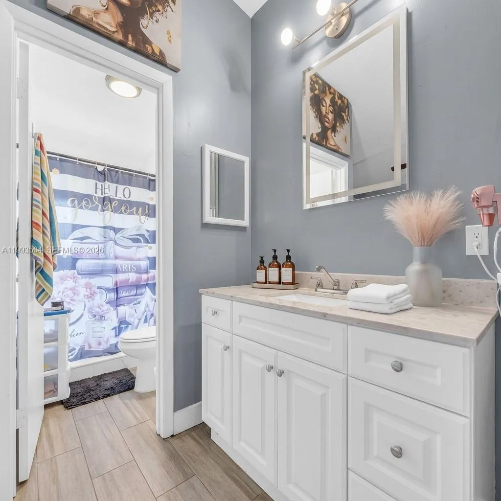 5701 Nw 54th Way, Tamarac, Florida 33319, Tamarac, Florida 33319, 4 Bedrooms Bedrooms, ,2 BathroomsBathrooms,Residential,For Sale,5701 Nw 54th Way, Tamarac, Florida 33319,A11993504