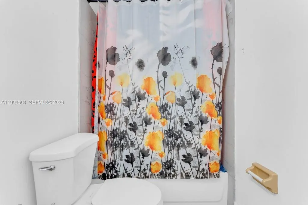 5701 Nw 54th Way, Tamarac, Florida 33319, Tamarac, Florida 33319, 4 Bedrooms Bedrooms, ,2 BathroomsBathrooms,Residential,For Sale,5701 Nw 54th Way, Tamarac, Florida 33319,A11993504