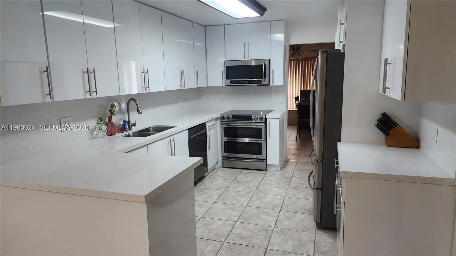 3930 Nw 79th Way, Davie, Florida 33024, Davie, Florida 33024, 3 Bedrooms Bedrooms, ,2 BathroomsBathrooms,Residential,For Sale,3930 Nw 79th Way, Davie, Florida 33024,A11993624