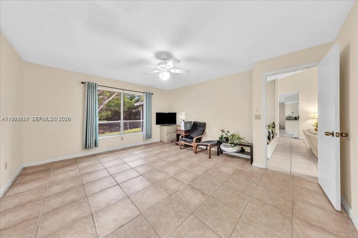 3930 Nw 79th Way, Davie, Florida 33024, Davie, Florida 33024, 3 Bedrooms Bedrooms, ,2 BathroomsBathrooms,Residential,For Sale,3930 Nw 79th Way, Davie, Florida 33024,A11993624