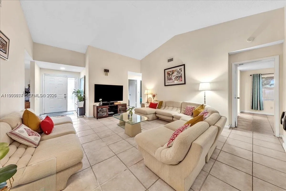 3930 Nw 79th Way, Davie, Florida 33024, Davie, Florida 33024, 3 Bedrooms Bedrooms, ,2 BathroomsBathrooms,Residential,For Sale,3930 Nw 79th Way, Davie, Florida 33024,A11993624