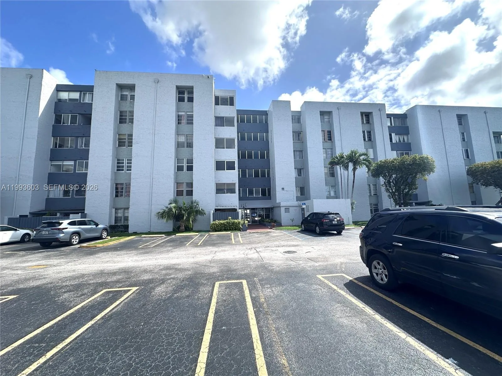 750 Nw 43rd Ave 416, Miami, Florida 33126, Miami, Florida 33126, ,1 BathroomBathrooms,Residential Lease,For Rent,750 Nw 43rd Ave 416, Miami, Florida 33126,A11993603