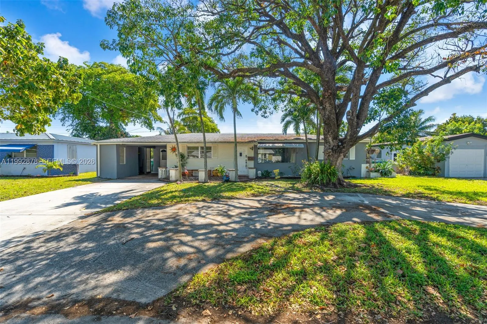 2221 Alcazar Dr, Miramar, Florida 33023, Miramar, Florida 33023, 3 Bedrooms Bedrooms, ,2 BathroomsBathrooms,Residential,For Sale,2221 Alcazar Dr, Miramar, Florida 33023,A11992878