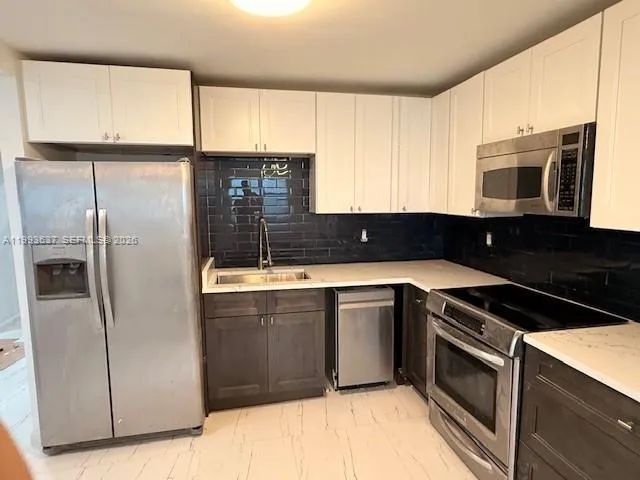 535 Nw 23rd Ave, Fort Lauderdale, Florida 33311, Fort Lauderdale, Florida 33311, 3 Bedrooms Bedrooms, ,2 BathroomsBathrooms,Residential,For Sale,535 Nw 23rd Ave, Fort Lauderdale, Florida 33311,A11993637