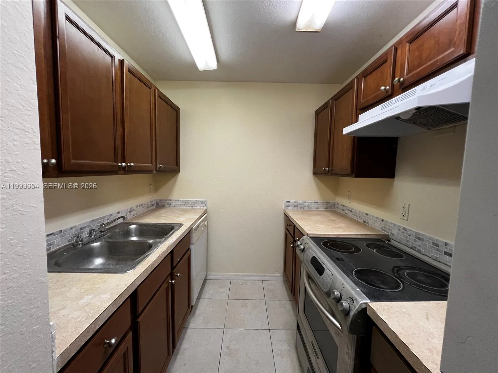 2822 Nw 55th Ave 1d, Lauderhill, Florida 33313, Lauderhill, Florida 33313, 1 Bedroom Bedrooms, ,1 BathroomBathrooms,Residential Lease,For Rent,2822 Nw 55th Ave 1d, Lauderhill, Florida 33313,A11993654
