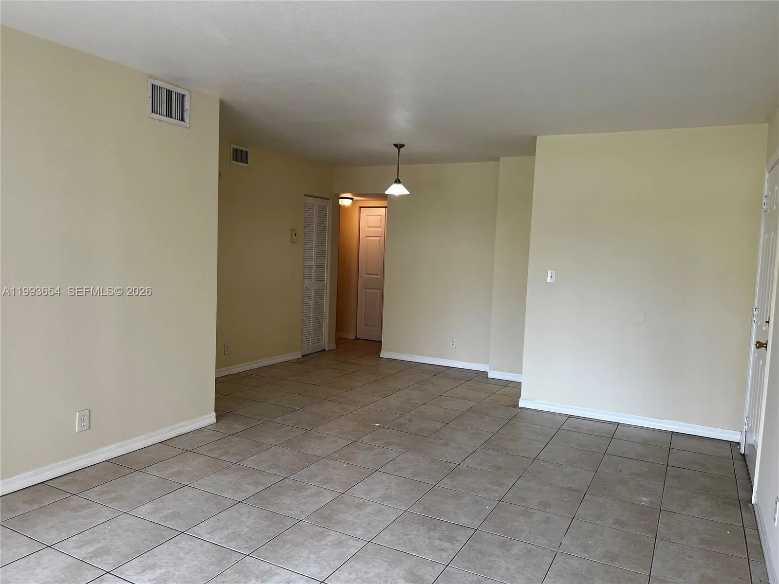 2822 Nw 55th Ave 1d, Lauderhill, Florida 33313, Lauderhill, Florida 33313, 1 Bedroom Bedrooms, ,1 BathroomBathrooms,Residential Lease,For Rent,2822 Nw 55th Ave 1d, Lauderhill, Florida 33313,A11993654