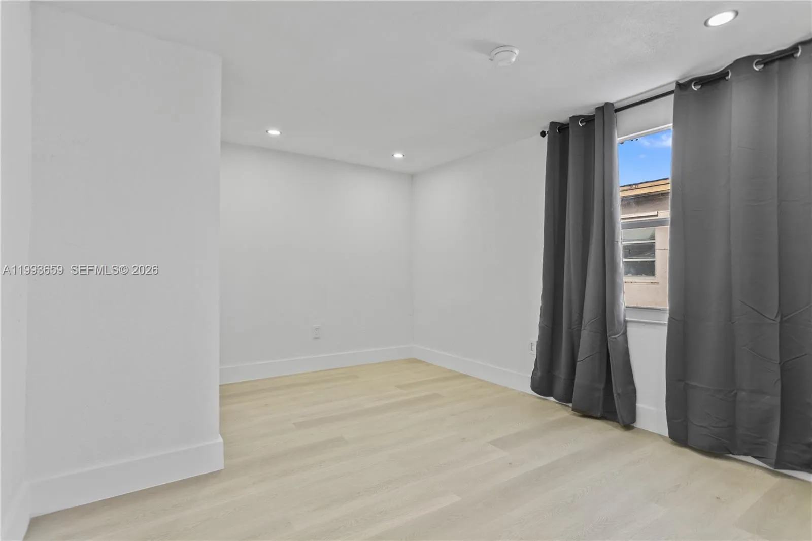 171 W 13th St, Hialeah, Florida 33010, Hialeah, Florida 33010, 5 Bedrooms Bedrooms, ,3 BathroomsBathrooms,Residential,For Sale,171 W 13th St, Hialeah, Florida 33010,A11993659