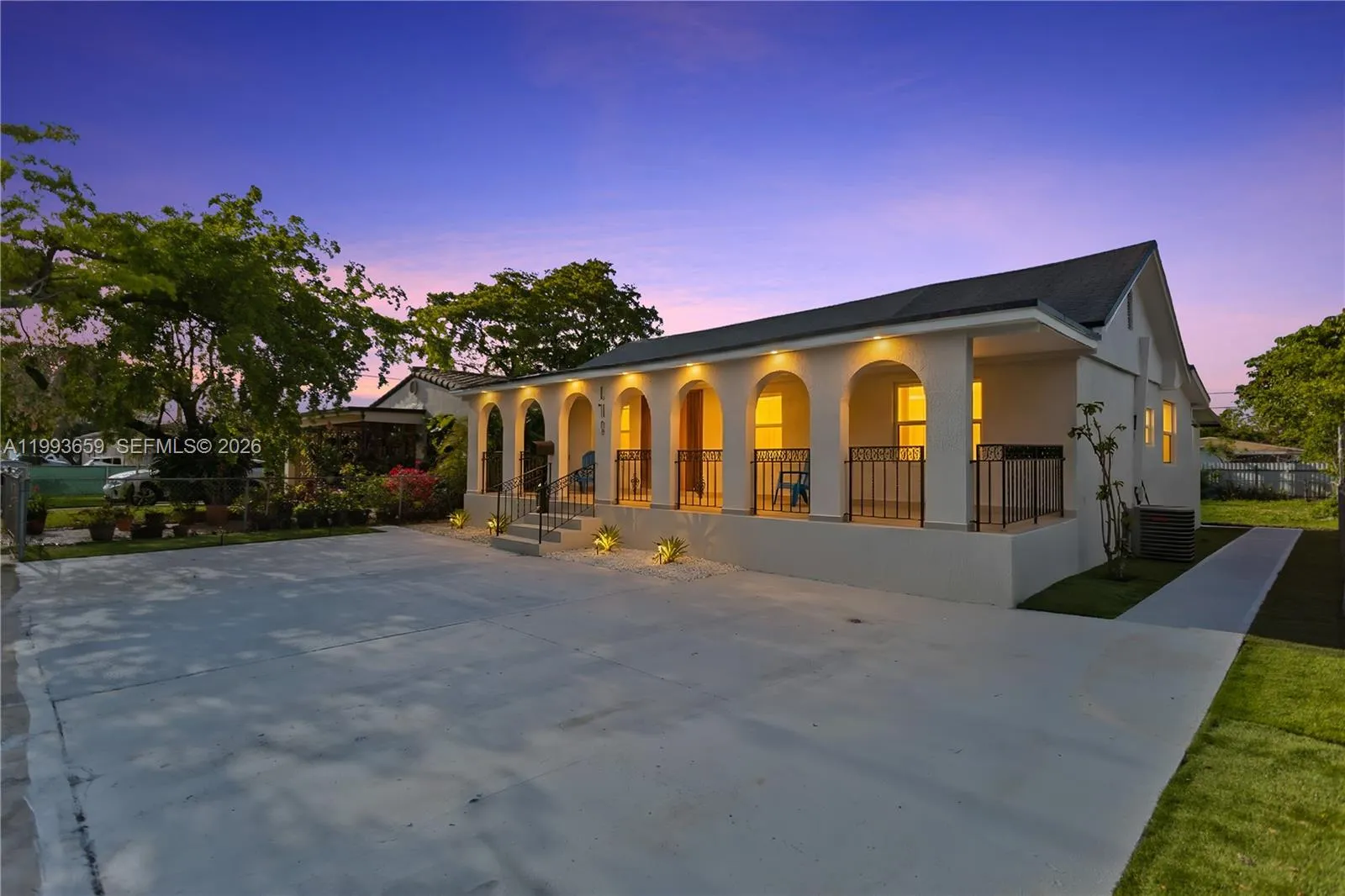 171 W 13th St, Hialeah, Florida 33010, Hialeah, Florida 33010, 5 Bedrooms Bedrooms, ,3 BathroomsBathrooms,Residential,For Sale,171 W 13th St, Hialeah, Florida 33010,A11993659