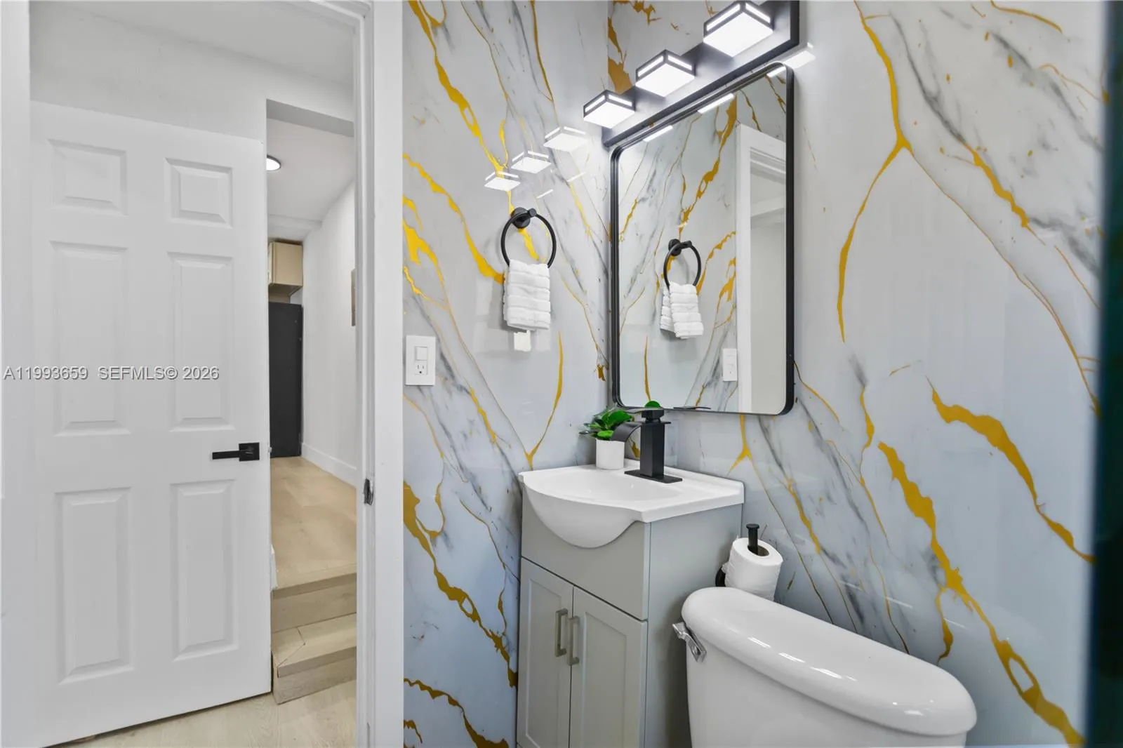 171 W 13th St, Hialeah, Florida 33010, Hialeah, Florida 33010, 5 Bedrooms Bedrooms, ,3 BathroomsBathrooms,Residential,For Sale,171 W 13th St, Hialeah, Florida 33010,A11993659