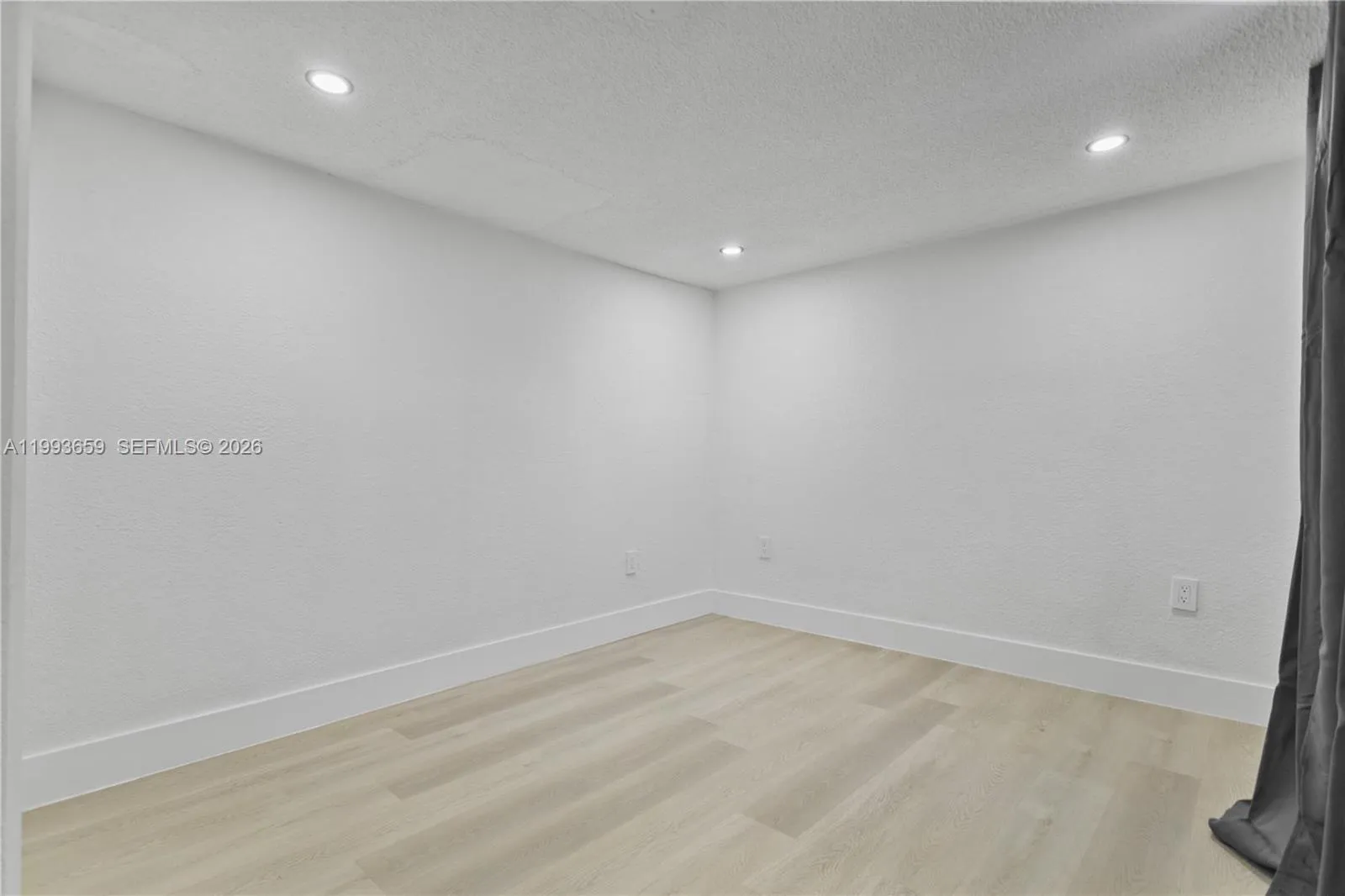 171 W 13th St, Hialeah, Florida 33010, Hialeah, Florida 33010, 5 Bedrooms Bedrooms, ,3 BathroomsBathrooms,Residential,For Sale,171 W 13th St, Hialeah, Florida 33010,A11993659