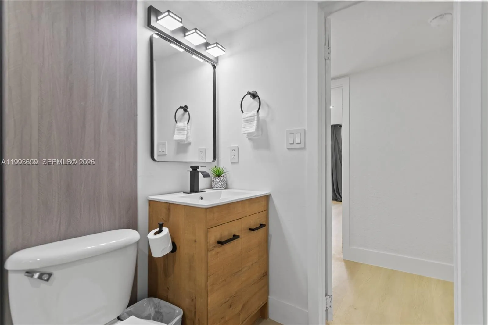 171 W 13th St, Hialeah, Florida 33010, Hialeah, Florida 33010, 5 Bedrooms Bedrooms, ,3 BathroomsBathrooms,Residential,For Sale,171 W 13th St, Hialeah, Florida 33010,A11993659