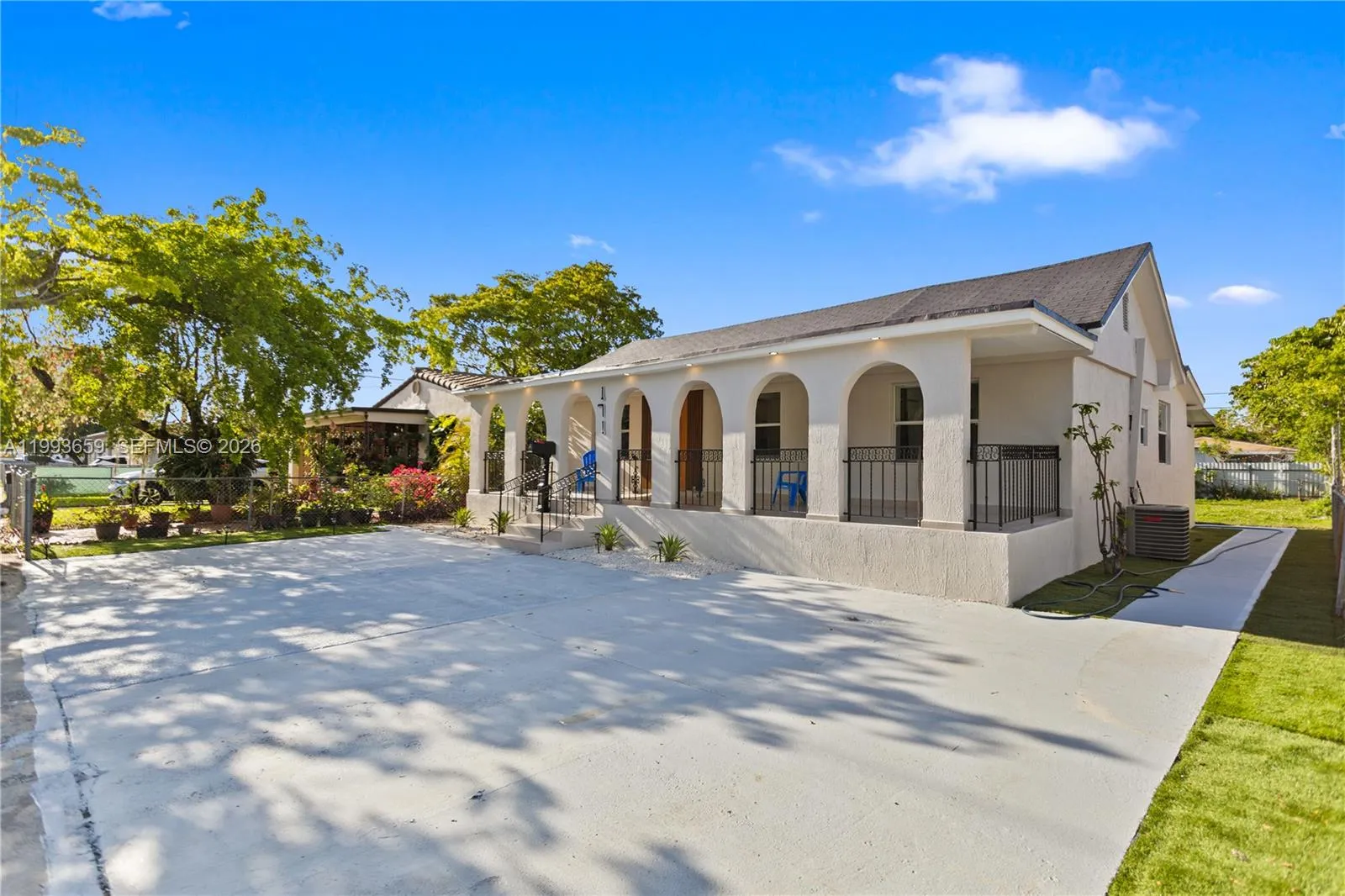 171 W 13th St, Hialeah, Florida 33010, Hialeah, Florida 33010, 5 Bedrooms Bedrooms, ,3 BathroomsBathrooms,Residential,For Sale,171 W 13th St, Hialeah, Florida 33010,A11993659
