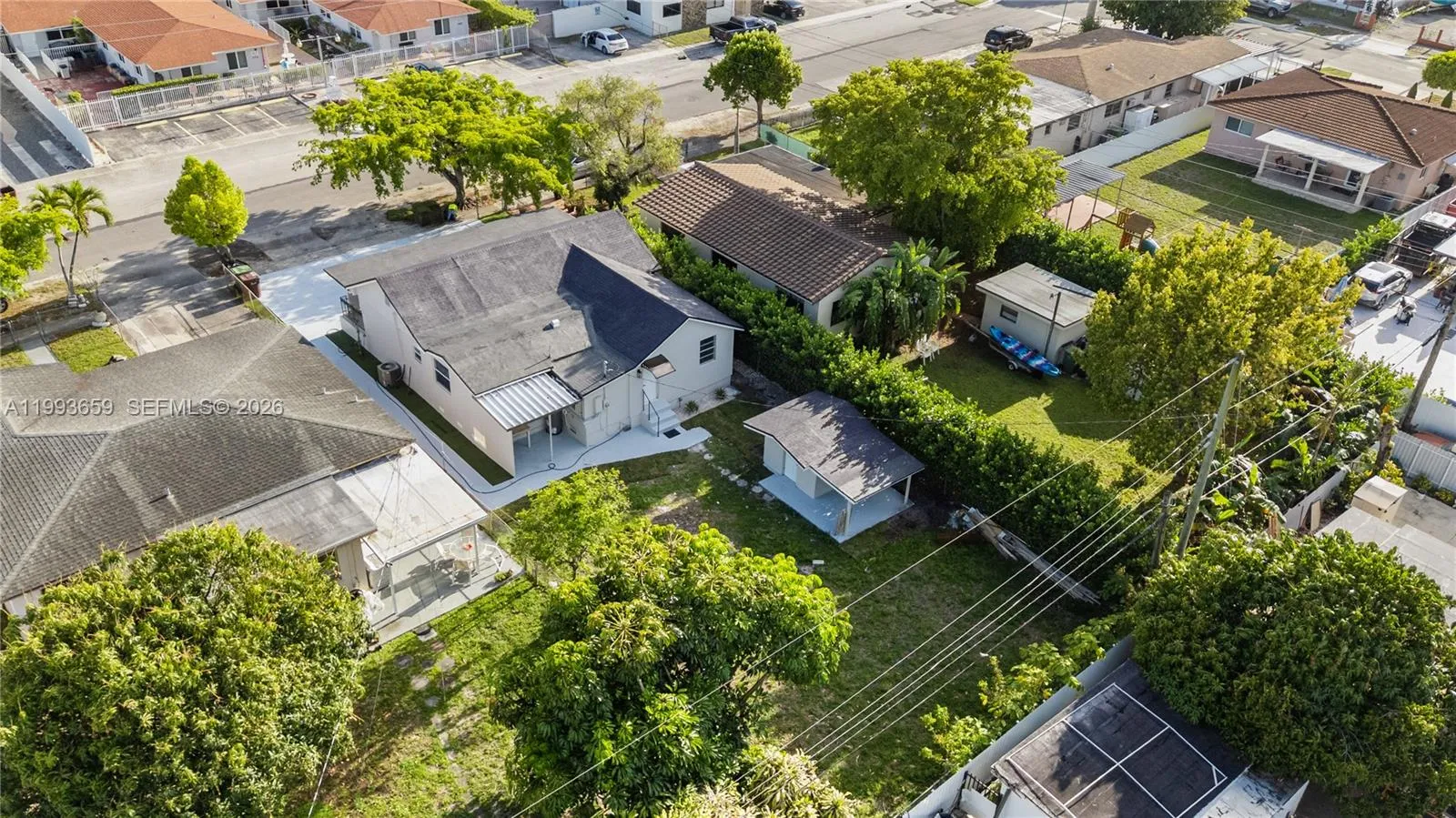 171 W 13th St, Hialeah, Florida 33010, Hialeah, Florida 33010, 5 Bedrooms Bedrooms, ,3 BathroomsBathrooms,Residential,For Sale,171 W 13th St, Hialeah, Florida 33010,A11993659