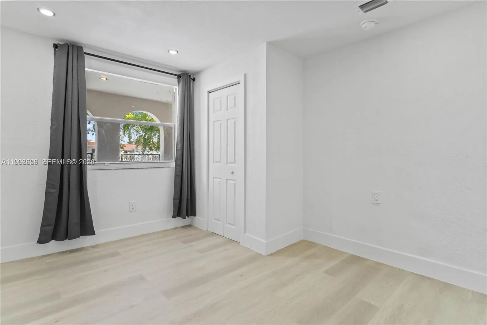 171 W 13th St, Hialeah, Florida 33010, Hialeah, Florida 33010, 5 Bedrooms Bedrooms, ,3 BathroomsBathrooms,Residential,For Sale,171 W 13th St, Hialeah, Florida 33010,A11993659