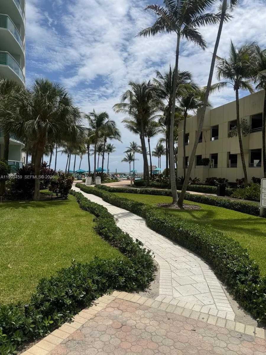 3801 S Ocean Dr 4p, Hollywood, Florida 33019, Hollywood, Florida 33019, 2 Bedrooms Bedrooms, ,2 BathroomsBathrooms,Residential Lease,For Rent,3801 S Ocean Dr 4p, Hollywood, Florida 33019,A11993459