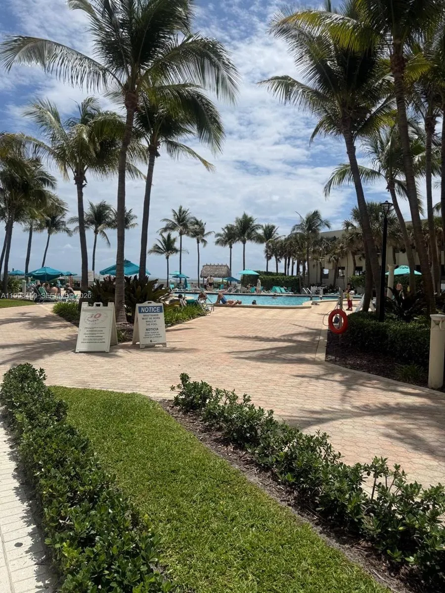 3801 S Ocean Dr 4p, Hollywood, Florida 33019, Hollywood, Florida 33019, 2 Bedrooms Bedrooms, ,2 BathroomsBathrooms,Residential Lease,For Rent,3801 S Ocean Dr 4p, Hollywood, Florida 33019,A11993459