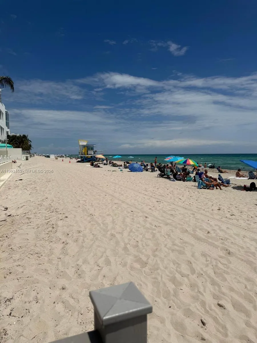 3801 S Ocean Dr 4p, Hollywood, Florida 33019, Hollywood, Florida 33019, 2 Bedrooms Bedrooms, ,2 BathroomsBathrooms,Residential Lease,For Rent,3801 S Ocean Dr 4p, Hollywood, Florida 33019,A11993459