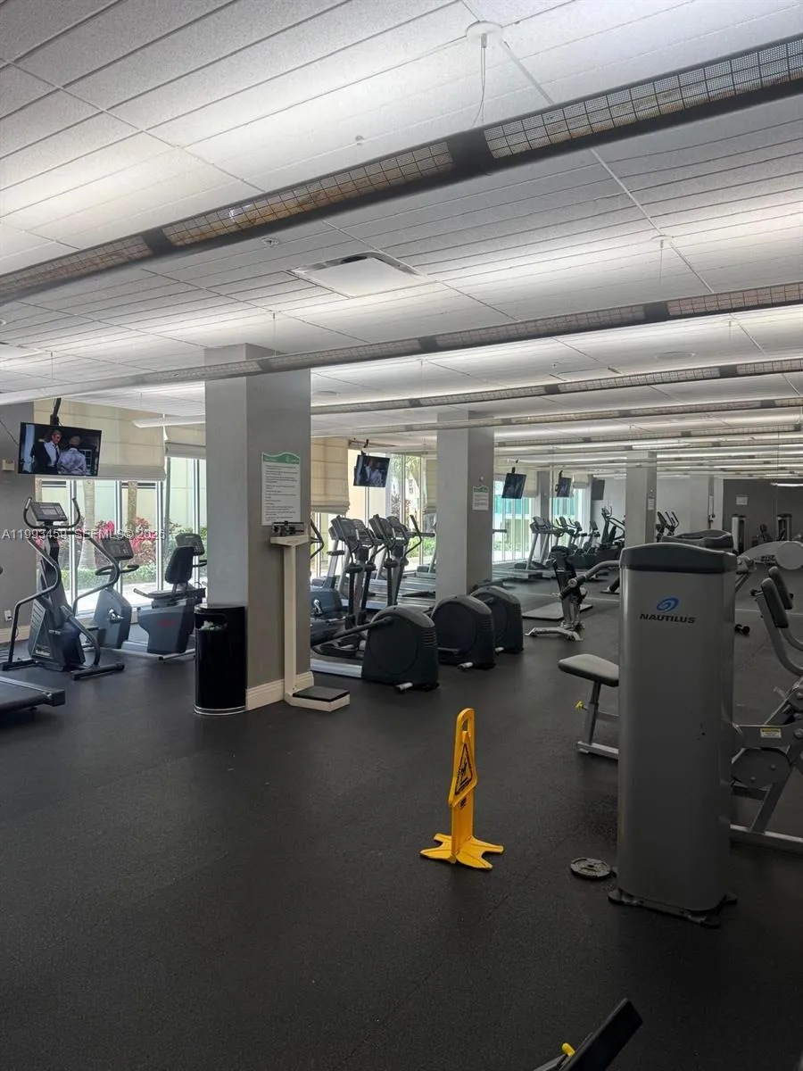 3801 S Ocean Dr 4p, Hollywood, Florida 33019, Hollywood, Florida 33019, 2 Bedrooms Bedrooms, ,2 BathroomsBathrooms,Residential Lease,For Rent,3801 S Ocean Dr 4p, Hollywood, Florida 33019,A11993459