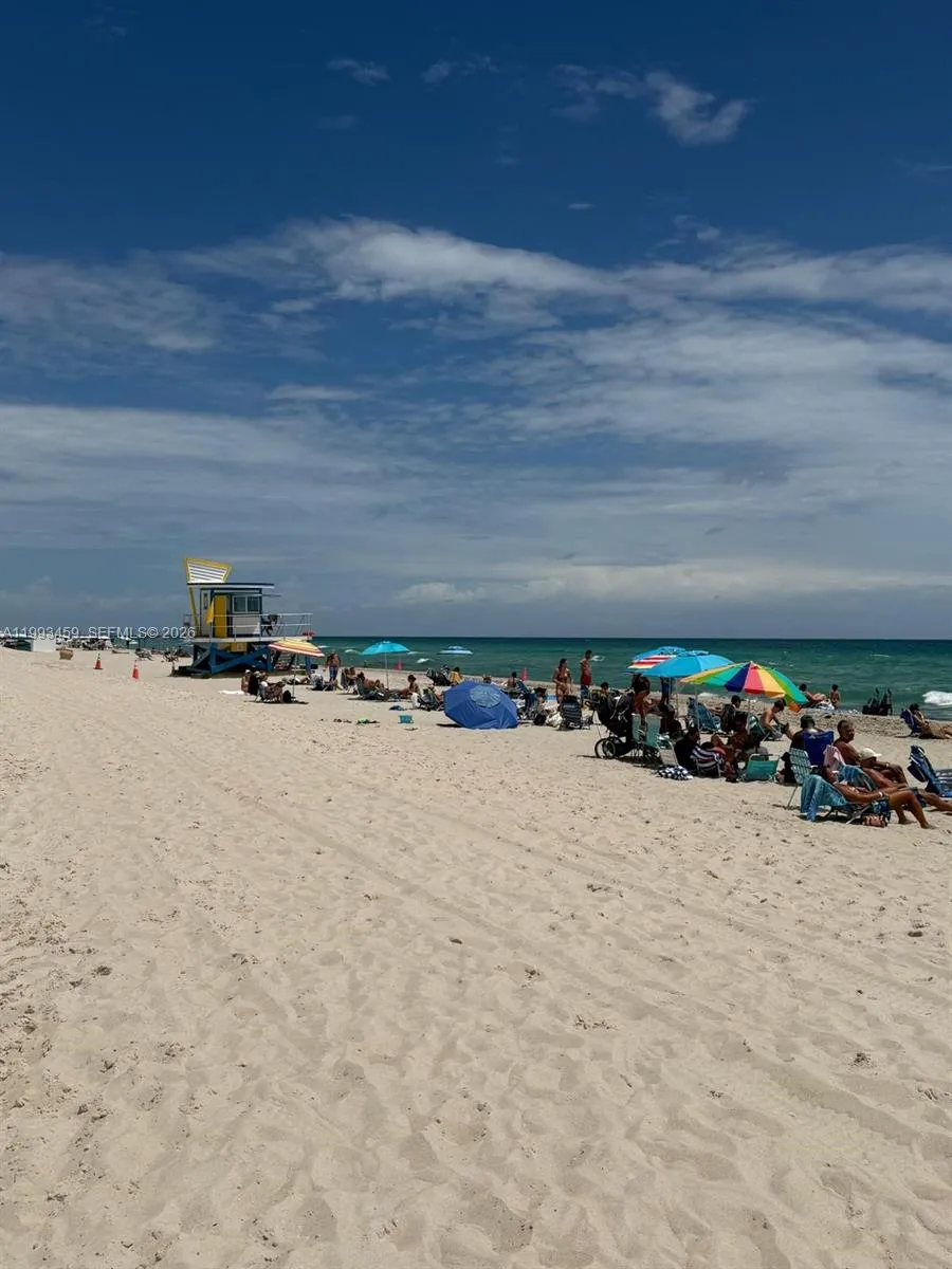 3801 S Ocean Dr 4p, Hollywood, Florida 33019, Hollywood, Florida 33019, 2 Bedrooms Bedrooms, ,2 BathroomsBathrooms,Residential Lease,For Rent,3801 S Ocean Dr 4p, Hollywood, Florida 33019,A11993459
