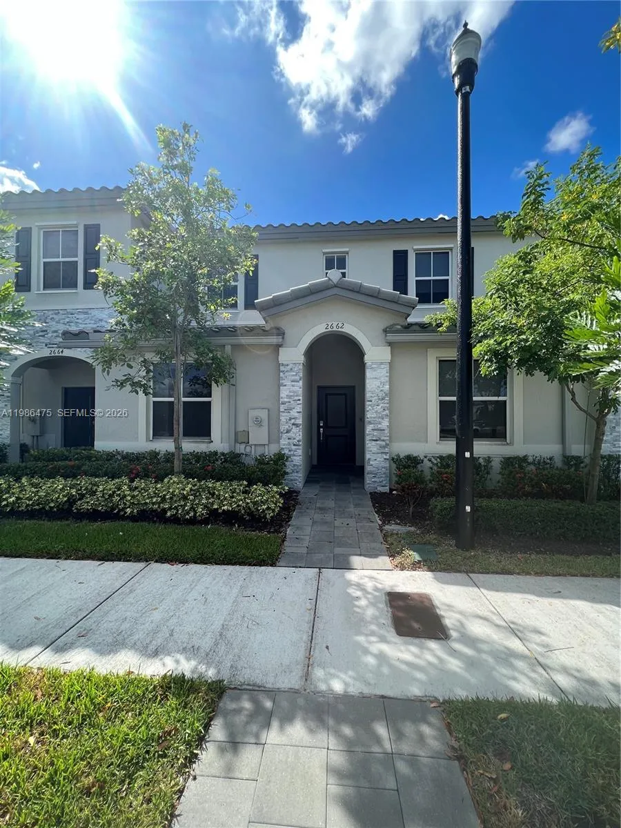 2672 Se 19th St, Homestead, Florida 33035, Homestead, Florida 33035, 3 Bedrooms Bedrooms, ,2 BathroomsBathrooms,Residential Lease,For Rent,2672 Se 19th St, Homestead, Florida 33035,A11986475