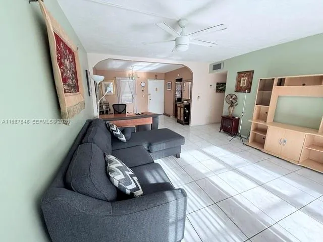 2841 Somerset Dr 305, Lauderdale Lakes, Florida 33, Lauderdale Lakes, Florida 33311, 1 Bedroom Bedrooms, ,1 BathroomBathrooms,Residential,For Sale,2841 Somerset Dr 305, Lauderdale Lakes, Florida 33,A11987848