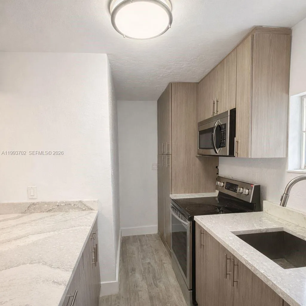 1538 Nw 66 St 1, Miami, Florida 33147, Miami, Florida 33147, 2 Bedrooms Bedrooms, ,1 BathroomBathrooms,Residential Lease,For Rent,1538 Nw 66 St 1, Miami, Florida 33147,A11993702