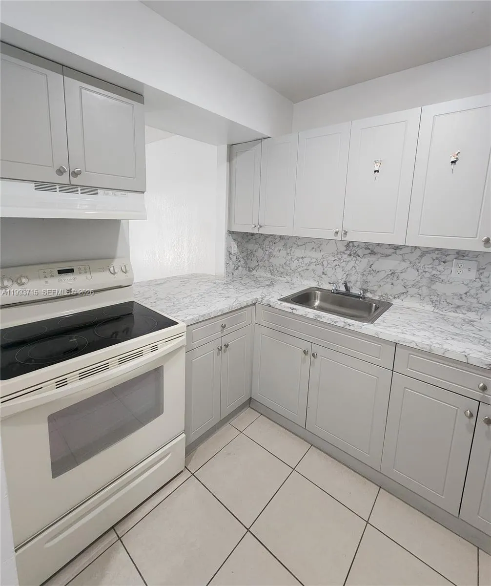 11150 Sw 196th St 103, Cutler Bay, Florida 33157, Cutler Bay, Florida 33157, 3 Bedrooms Bedrooms, ,1 BathroomBathrooms,Residential Lease,For Rent,11150 Sw 196th St 103, Cutler Bay, Florida 33157,A11993715