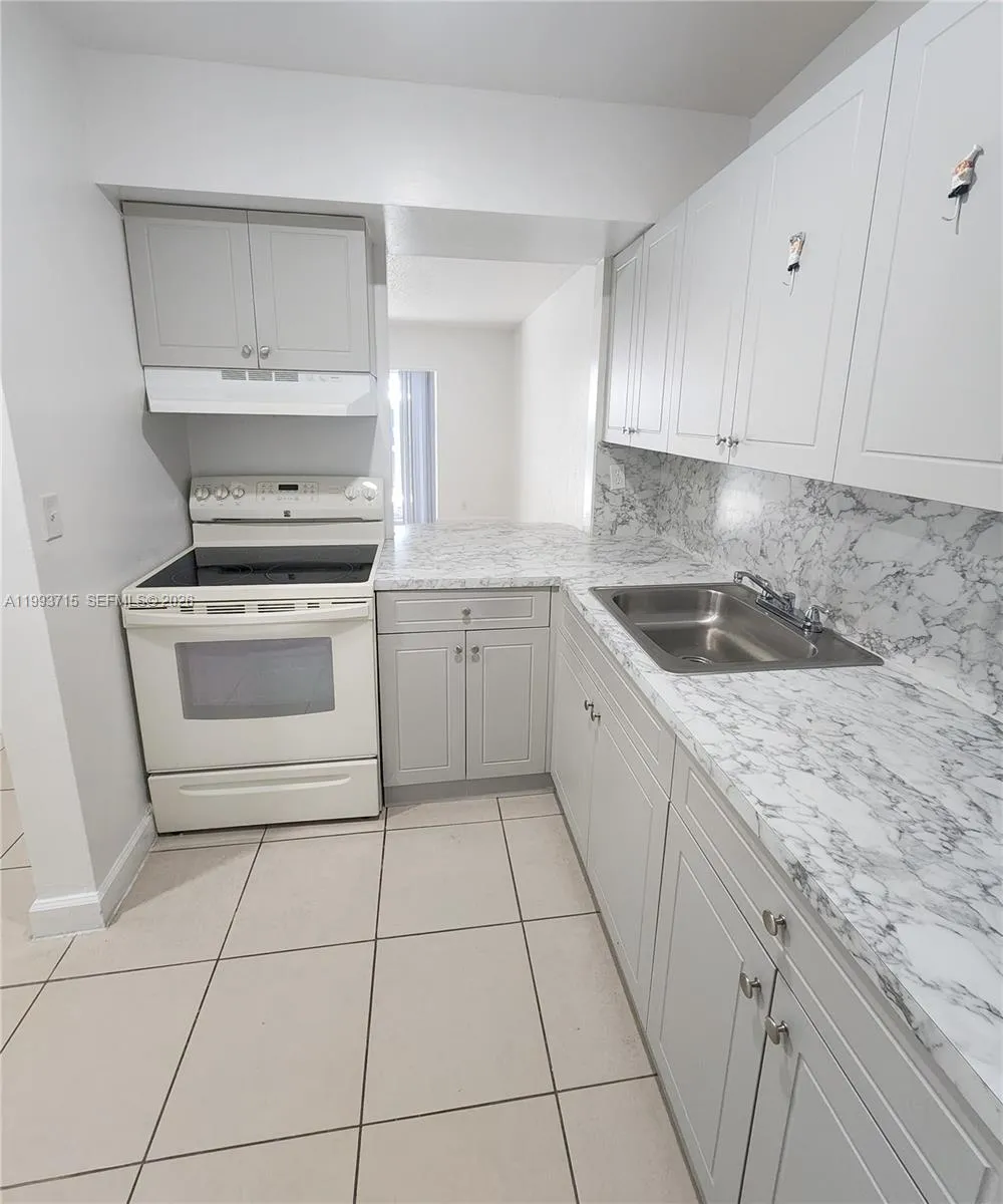 11150 Sw 196th St 103, Cutler Bay, Florida 33157, Cutler Bay, Florida 33157, 3 Bedrooms Bedrooms, ,1 BathroomBathrooms,Residential Lease,For Rent,11150 Sw 196th St 103, Cutler Bay, Florida 33157,A11993715