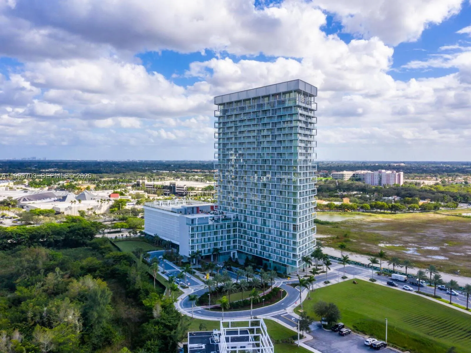 2000 Metropica Way 508, Sunrise, Florida 33323, Sunrise, Florida 33323, 1 Bedroom Bedrooms, ,1 BathroomBathrooms,Residential Lease,For Rent,2000 Metropica Way 508, Sunrise, Florida 33323,A11993703