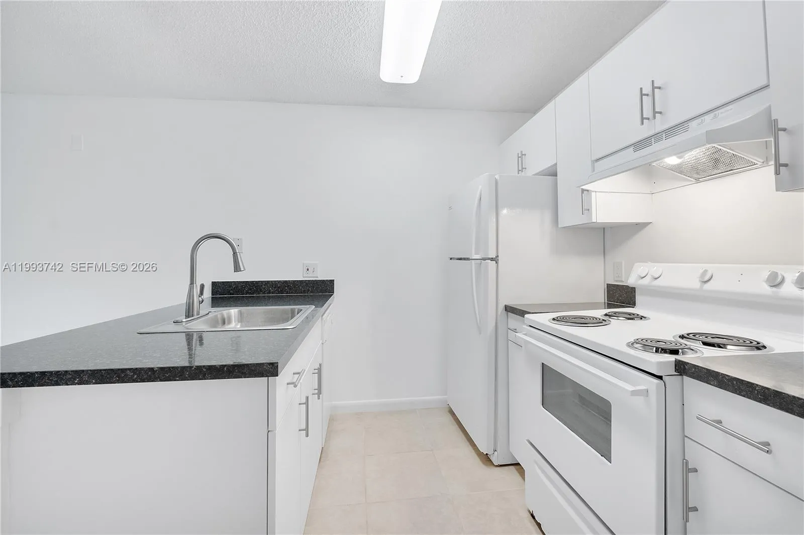 4221 W Mcnab Rd 42, Pompano Beach, Florida 33069, Pompano Beach, Florida 33069, 1 Bedroom Bedrooms, ,1 BathroomBathrooms,Residential Lease,For Rent,4221 W Mcnab Rd 42, Pompano Beach, Florida 33069,A11993742