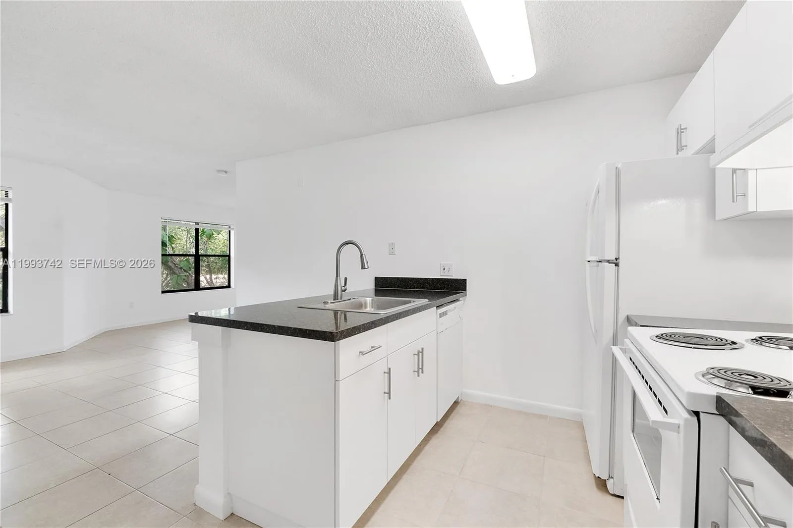 4221 W Mcnab Rd 42, Pompano Beach, Florida 33069, Pompano Beach, Florida 33069, 1 Bedroom Bedrooms, ,1 BathroomBathrooms,Residential Lease,For Rent,4221 W Mcnab Rd 42, Pompano Beach, Florida 33069,A11993742