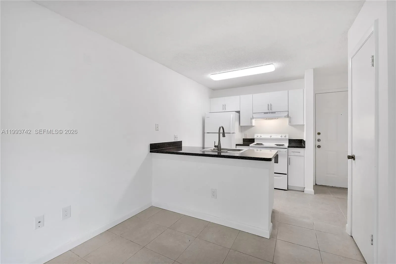 4221 W Mcnab Rd 42, Pompano Beach, Florida 33069, Pompano Beach, Florida 33069, 1 Bedroom Bedrooms, ,1 BathroomBathrooms,Residential Lease,For Rent,4221 W Mcnab Rd 42, Pompano Beach, Florida 33069,A11993742