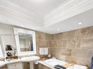 600 Grapetree Dr 9gn, Key Biscayne, Florida 33149, Key Biscayne, Florida 33149, 2 Bedrooms Bedrooms, ,2 BathroomsBathrooms,Residential,For Sale,600 Grapetree Dr 9gn, Key Biscayne, Florida 33149,A11991372