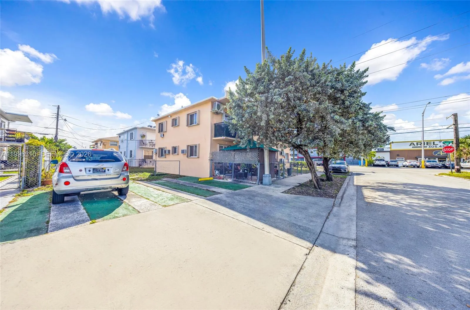 955 W 23rd St, Hialeah, Florida 33010, Hialeah, Florida 33010, ,Residential Income,For Sale,955 W 23rd St, Hialeah, Florida 33010,A11993310