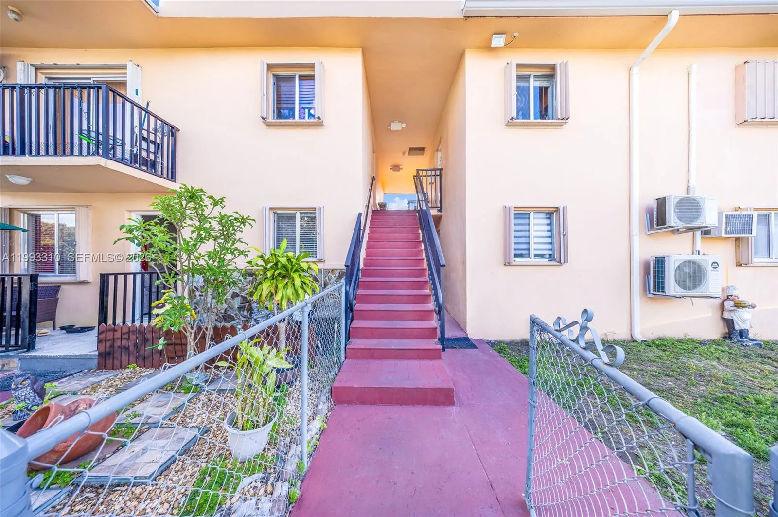 955 W 23rd St, Hialeah, Florida 33010, Hialeah, Florida 33010, ,Residential Income,For Sale,955 W 23rd St, Hialeah, Florida 33010,A11993310