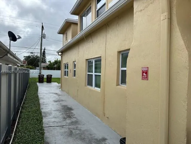 274 E 9th St 4, Hialeah, Florida 33010, Hialeah, Florida 33010, 1 Bedroom Bedrooms, ,1 BathroomBathrooms,Residential Lease,For Rent,274 E 9th St 4, Hialeah, Florida 33010,A11992770