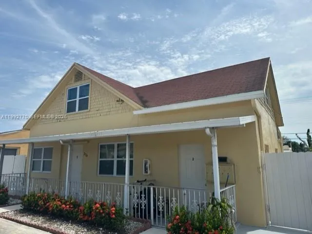 274 E 9th St 4, Hialeah, Florida 33010, Hialeah, Florida 33010, 1 Bedroom Bedrooms, ,1 BathroomBathrooms,Residential Lease,For Rent,274 E 9th St 4, Hialeah, Florida 33010,A11992770