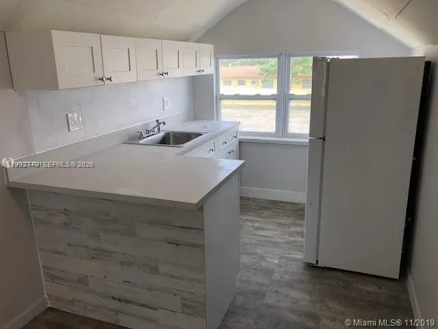 274 E 9th St 4, Hialeah, Florida 33010, Hialeah, Florida 33010, 1 Bedroom Bedrooms, ,1 BathroomBathrooms,Residential Lease,For Rent,274 E 9th St 4, Hialeah, Florida 33010,A11992770