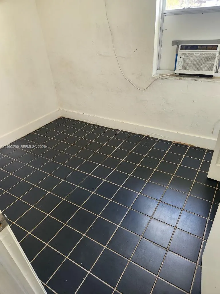 10 Nw 28th Way, Fort Lauderdale, Florida 33311, Fort Lauderdale, Florida 33311, 3 Bedrooms Bedrooms, ,1 BathroomBathrooms,Residential Lease,For Rent,10 Nw 28th Way, Fort Lauderdale, Florida 33311,A11993790