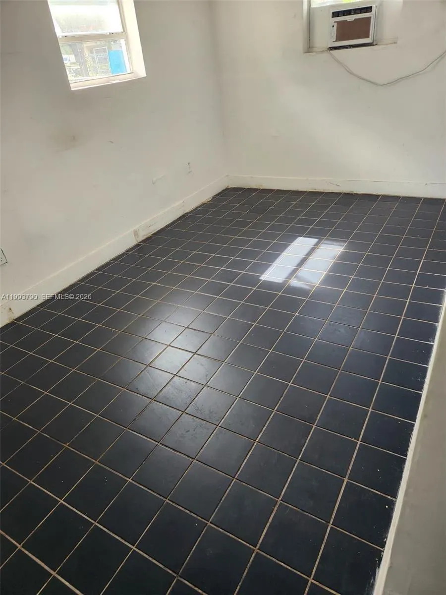 10 Nw 28th Way, Fort Lauderdale, Florida 33311, Fort Lauderdale, Florida 33311, 3 Bedrooms Bedrooms, ,1 BathroomBathrooms,Residential Lease,For Rent,10 Nw 28th Way, Fort Lauderdale, Florida 33311,A11993790