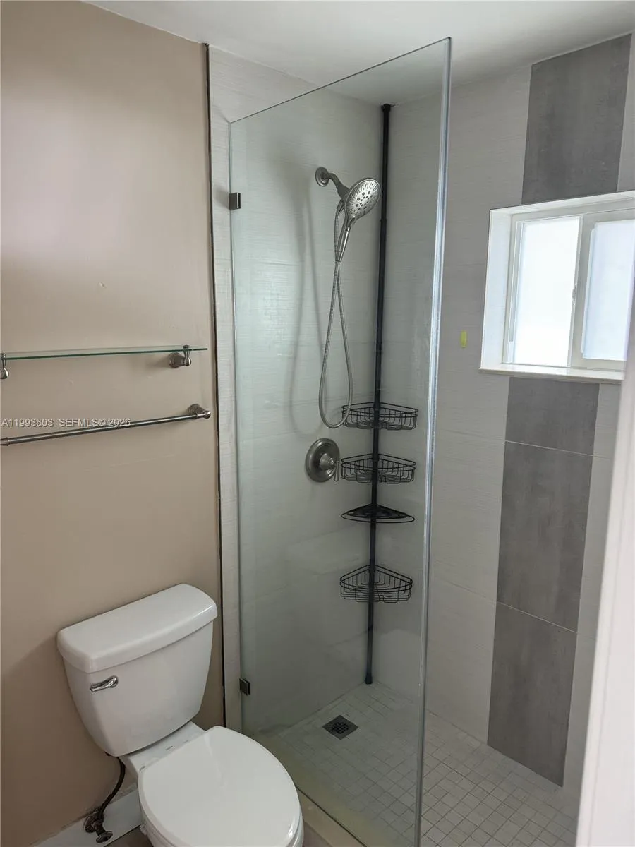12636 Sw 211th St 2, Miami, Florida 33177, Miami, Florida 33177, 1 Bedroom Bedrooms, ,1 BathroomBathrooms,Residential Lease,For Rent,12636 Sw 211th St 2, Miami, Florida 33177,A11993803